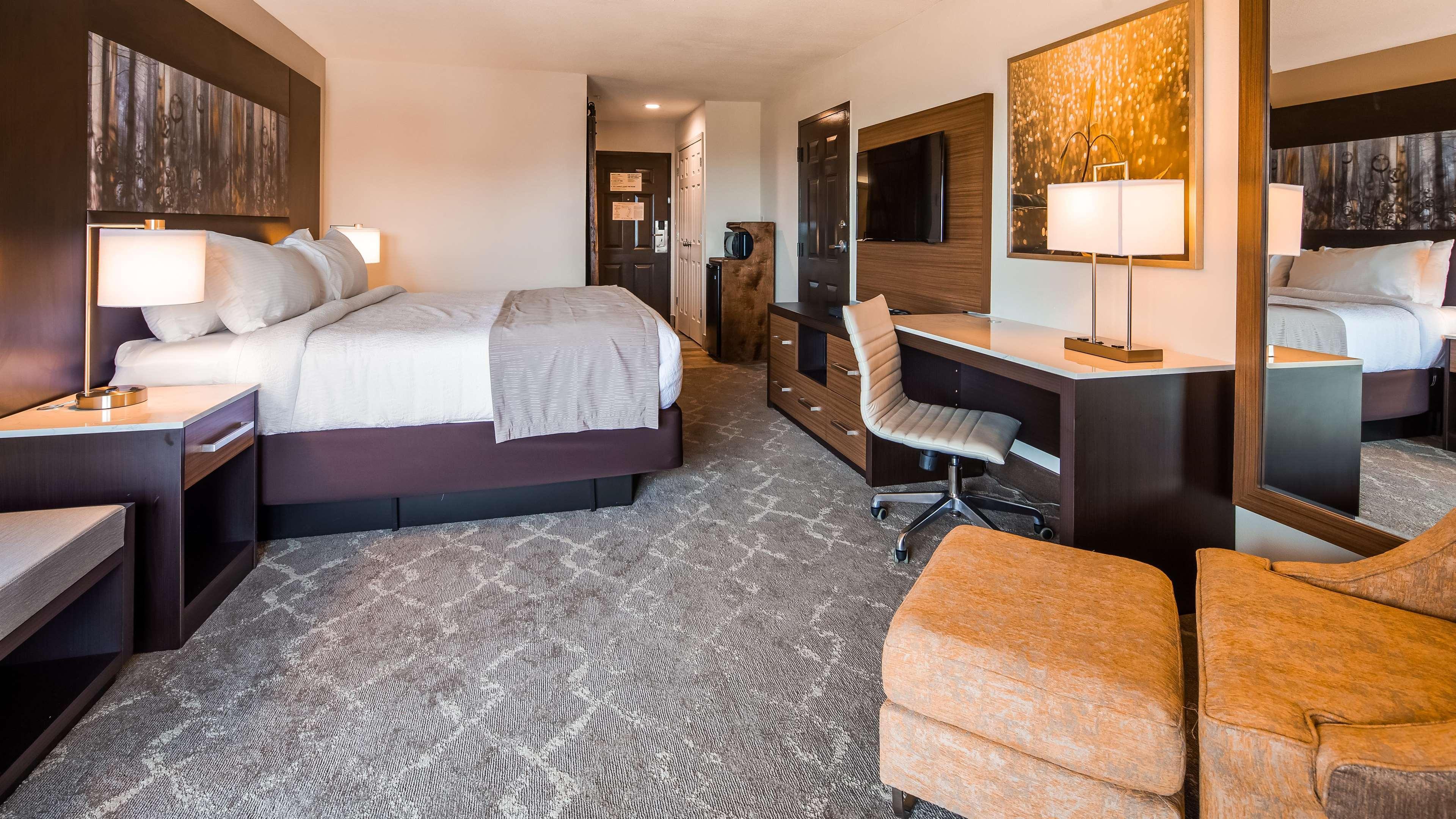 Best Western Warm Springs Hotel And Event Center Bagian luar foto