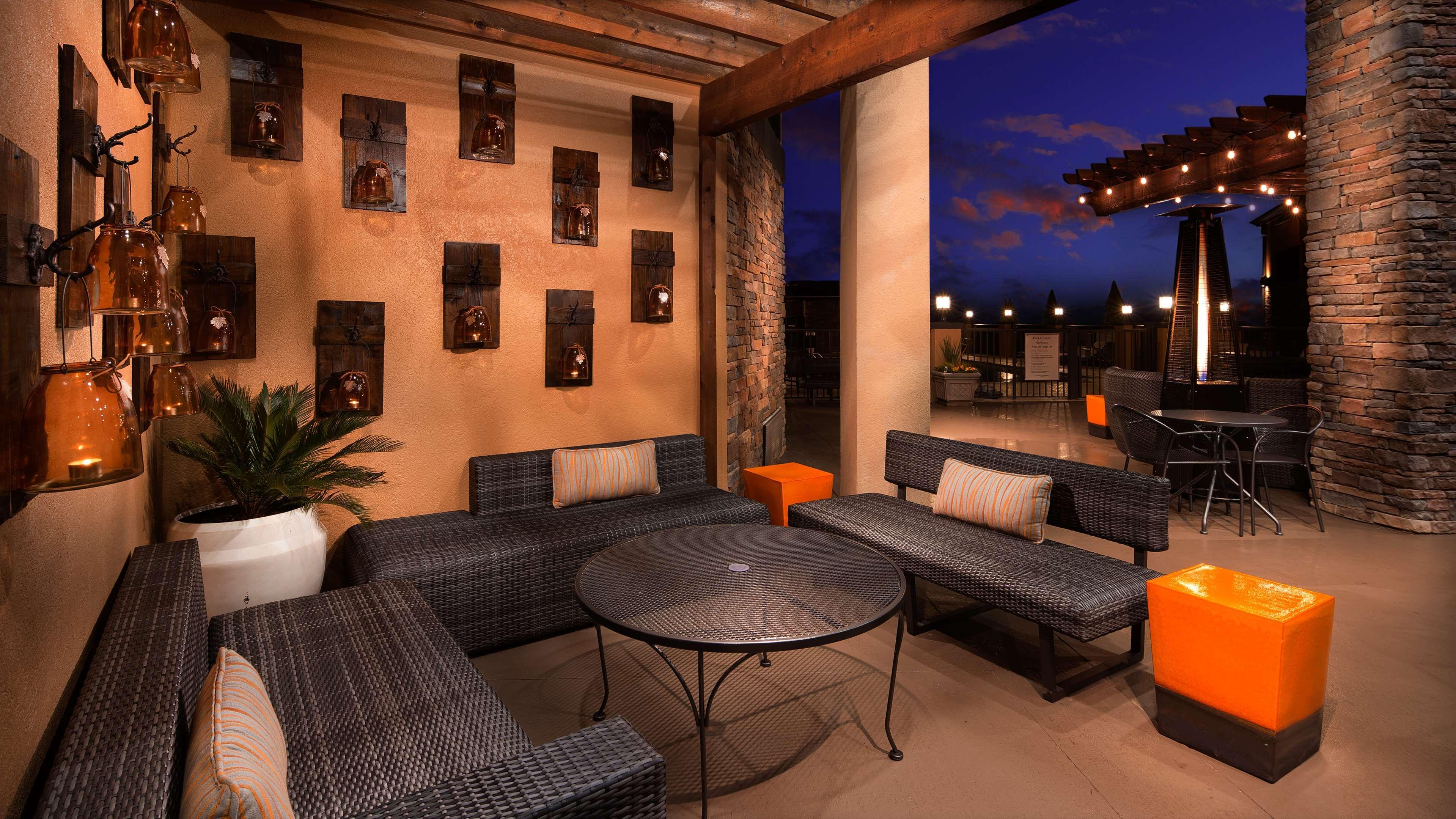 Best Western Warm Springs Hotel And Event Center Bagian luar foto