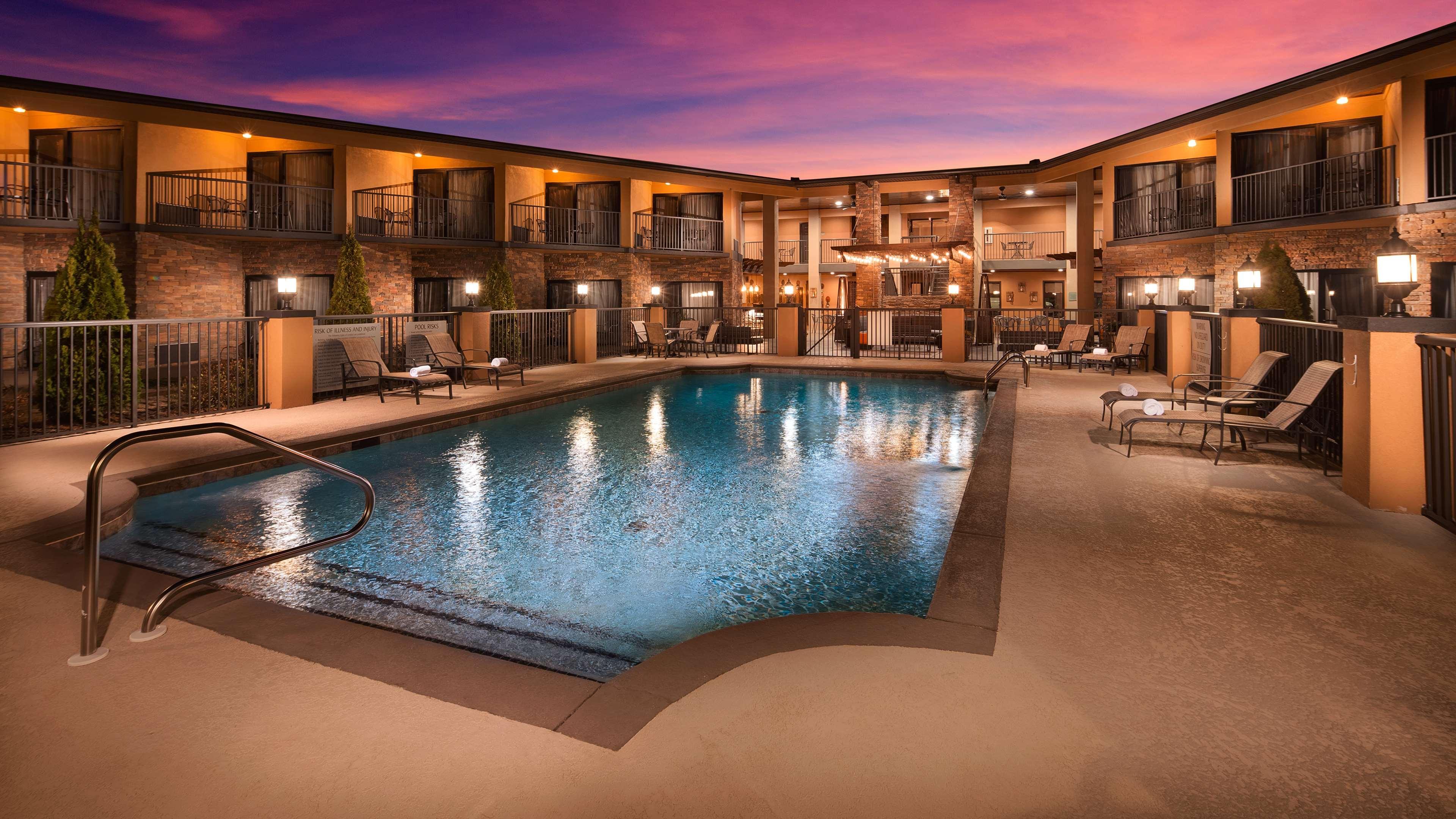Best Western Warm Springs Hotel And Event Center Bagian luar foto
