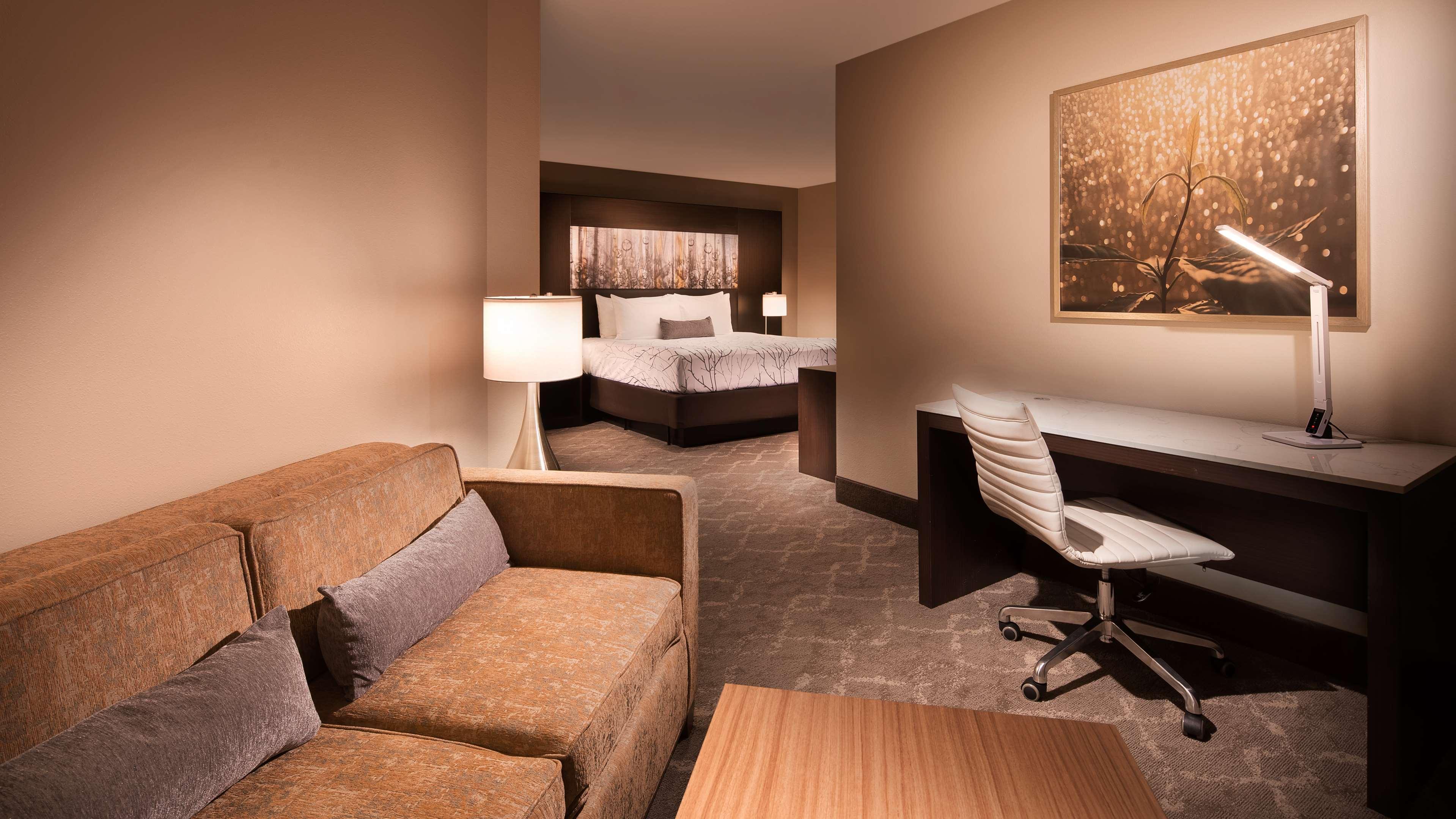 Best Western Warm Springs Hotel And Event Center Bagian luar foto