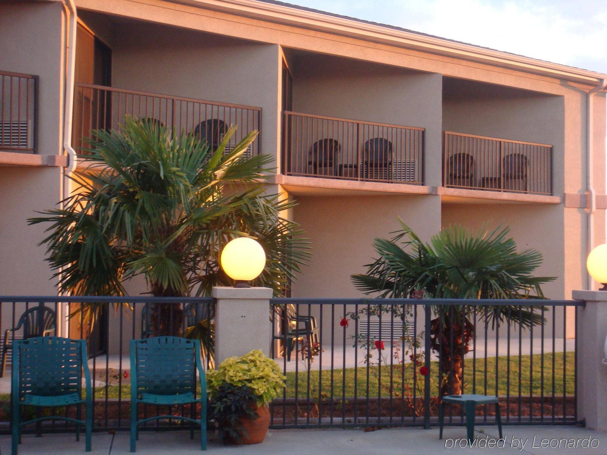 Best Western Warm Springs Hotel And Event Center Bagian luar foto
